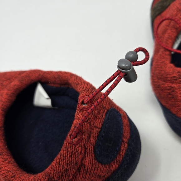 L.L. BEAN SWEATER FLEECE SLIPPERS MOTIF DEEP GARNET MOOSE KIDS YOUTH SIZE 1-2 - Picture 8 of 16